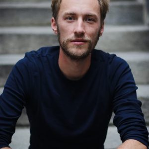 Markus Schiefer ist in der Spielzeit 2025 ist auf der Luisenburg als Morla in "Die Unendliche Geschichte" zu sehen. (Bild: Larissa Winkel)